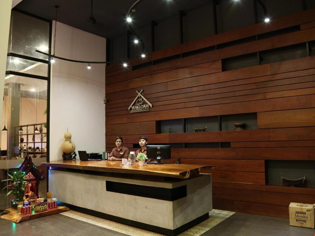 Yeak Loam Hotel Banlung Exterior foto